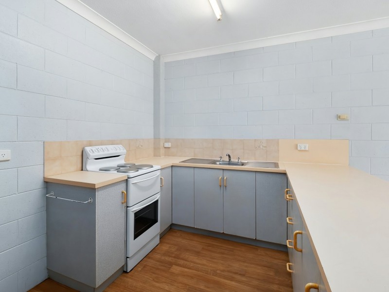 8/527-529 Varley Street, Yorkeys Knob QLD 4878