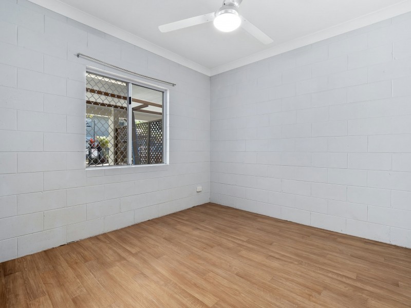 8/527-529 Varley Street, Yorkeys Knob QLD 4878