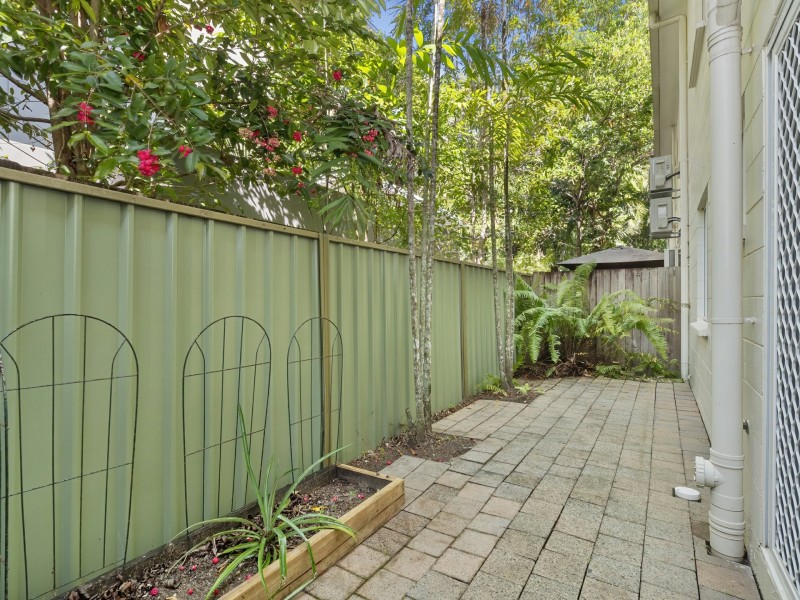 8/527-529 Varley Street, Yorkeys Knob QLD 4878