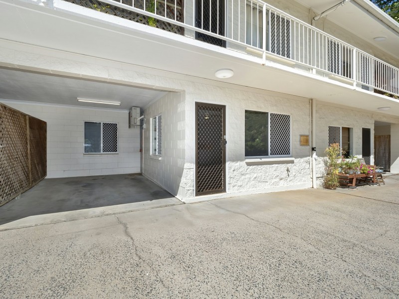 8/527-529 Varley Street, Yorkeys Knob QLD 4878