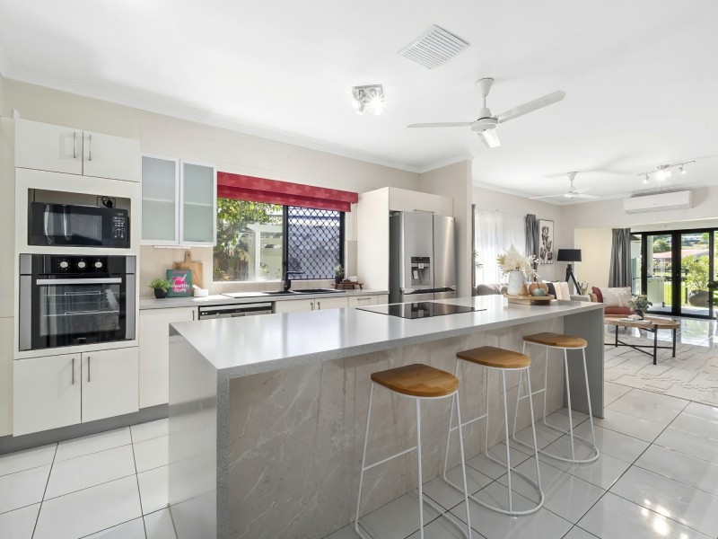 95/2-6 Lake Placid Road, Caravonica QLD 4878