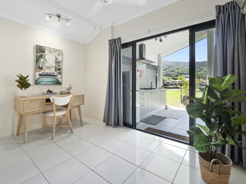 95/2-6 Lake Placid Road, Caravonica QLD 4878