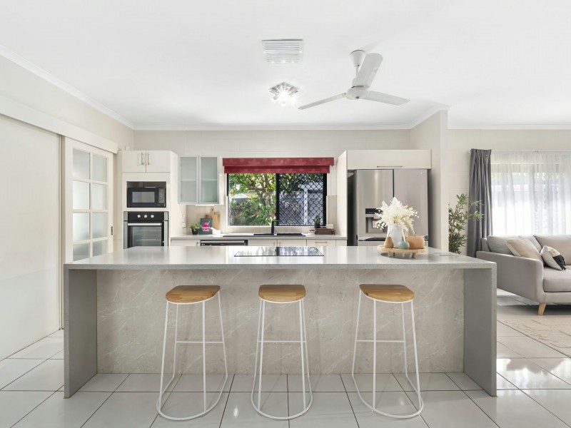 95/2-6 Lake Placid Road, Caravonica QLD 4878