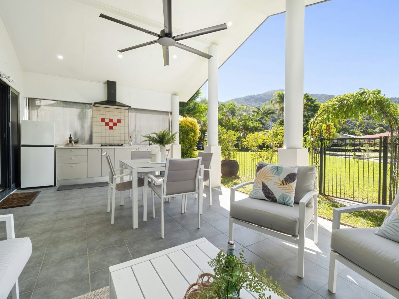 95/2-6 Lake Placid Road, Caravonica QLD 4878