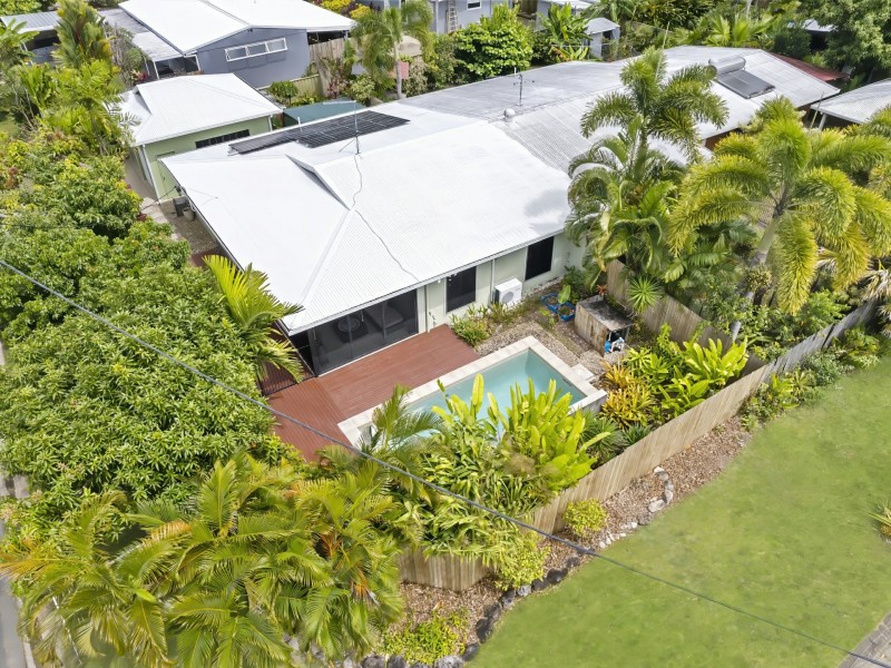 2/1-3 Jules Street, Kewarra Beach QLD 4879