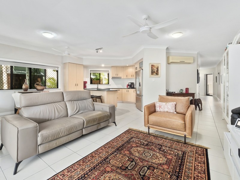 3/11 Rutherford Street, Yorkeys Knob QLD 4878