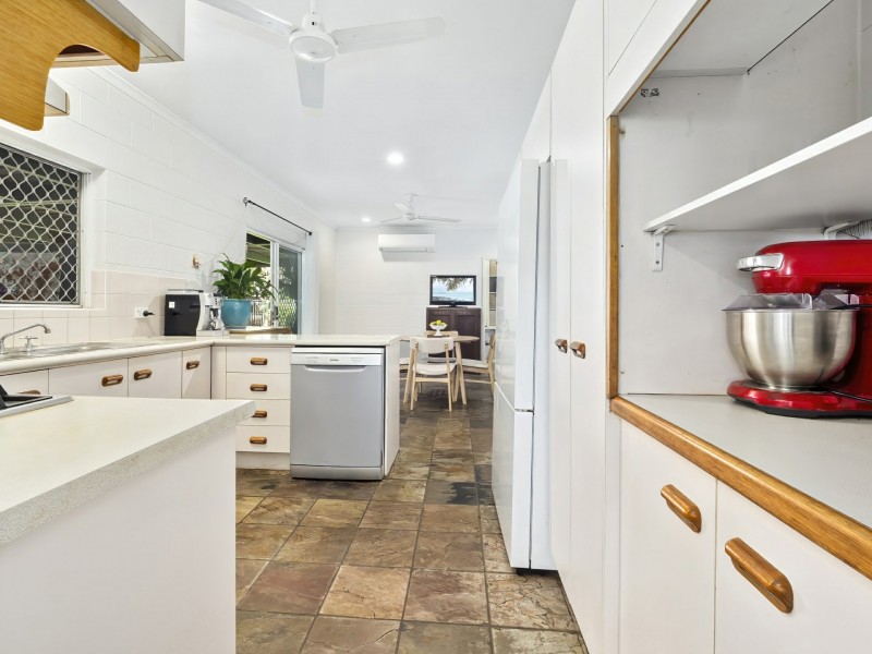 37 Sidlaw Street, Smithfield QLD 4878