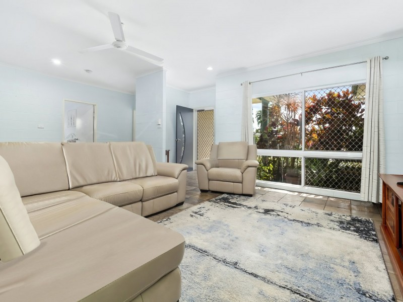 37 Sidlaw Street, Smithfield QLD 4878