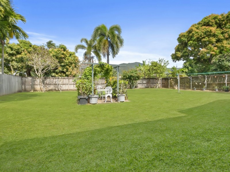 37 Sidlaw Street, Smithfield QLD 4878