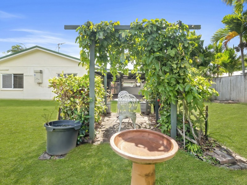 37 Sidlaw Street, Smithfield QLD 4878