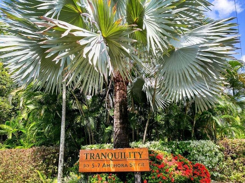 10/5-7 Amphora Street, Palm Cove QLD 4879