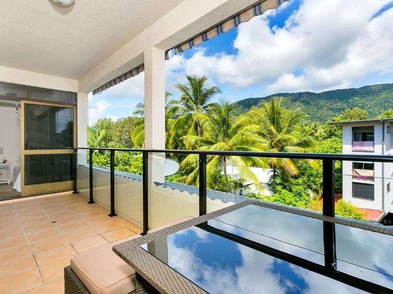10/5-7 Amphora Street, Palm Cove QLD 4879