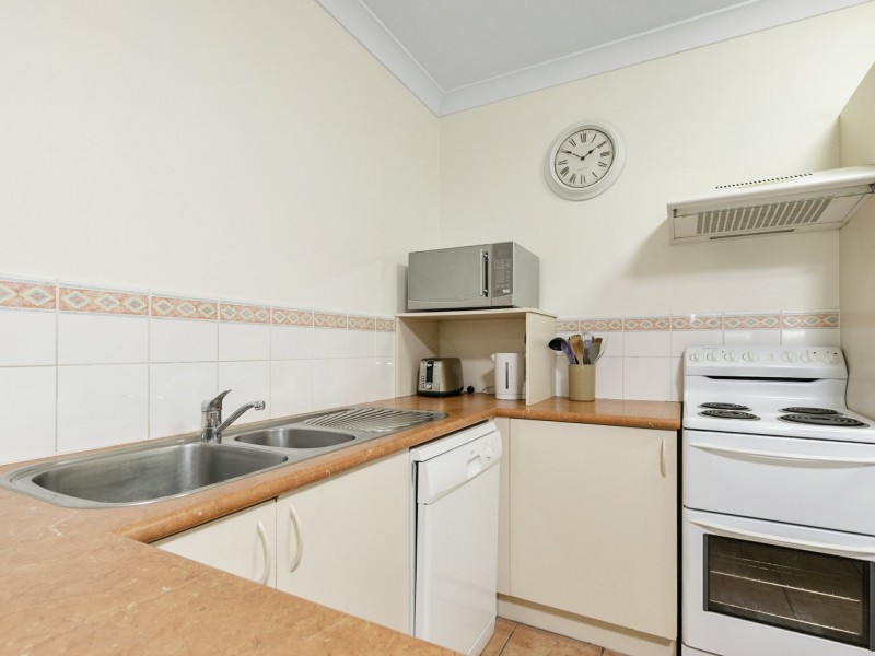 11/9-11 Oyster Court, Trinity Beach QLD 4879