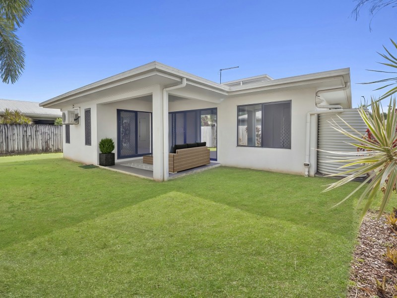 27 Landsborough Drive, Smithfield QLD 4878