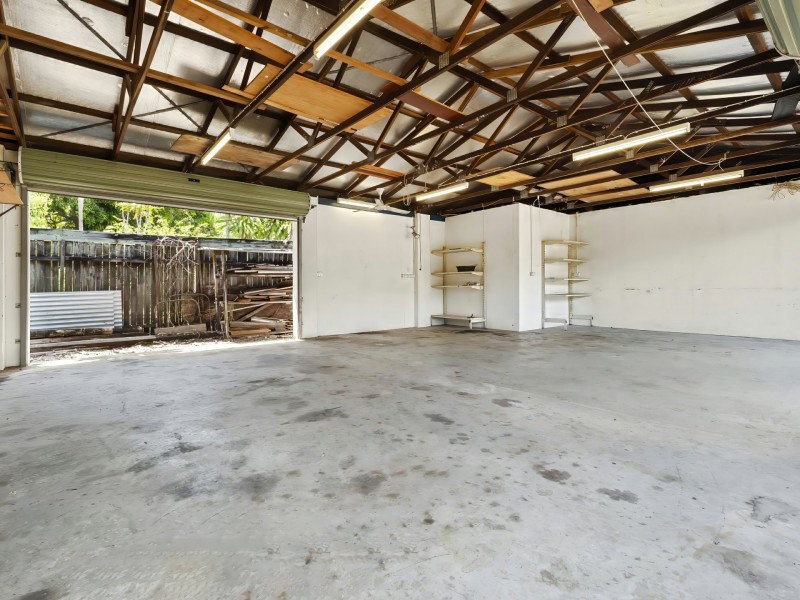18 Carolyn Close, Yorkeys Knob QLD 4878
