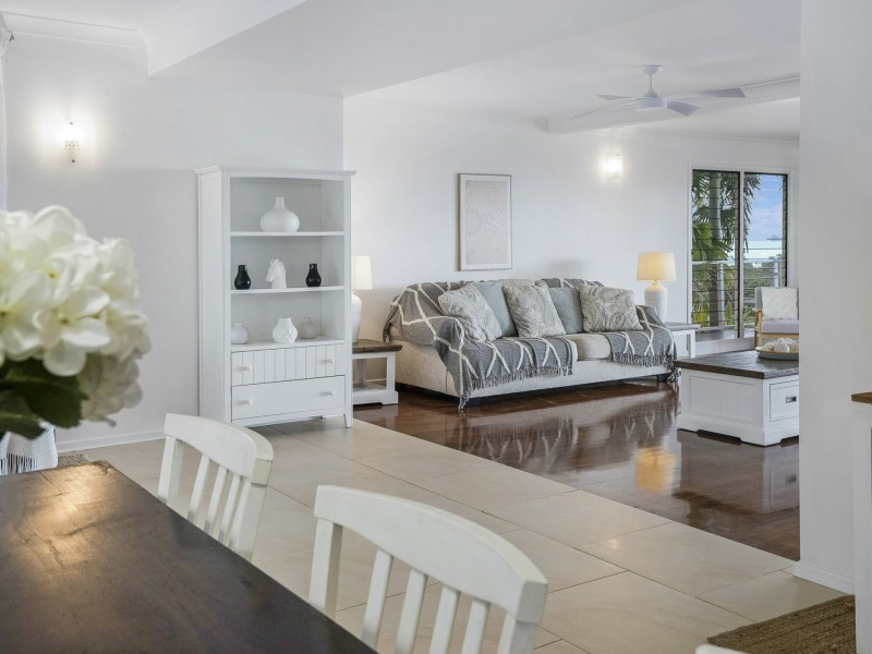 23 Arlington Esplanade, Clifton Beach QLD 4879