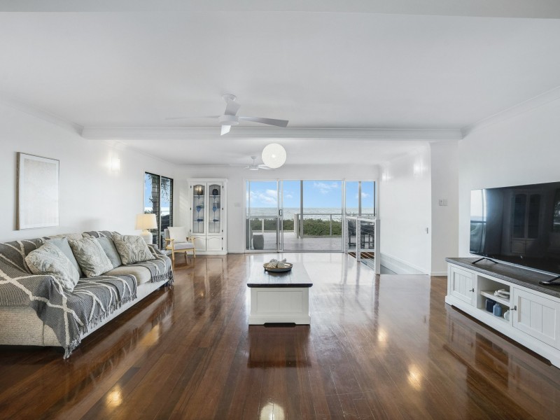 23 Arlington Esplanade, Clifton Beach QLD 4879
