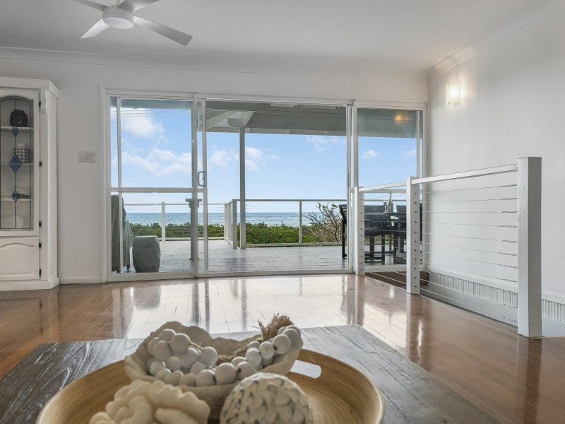 23 Arlington Esplanade, Clifton Beach QLD 4879