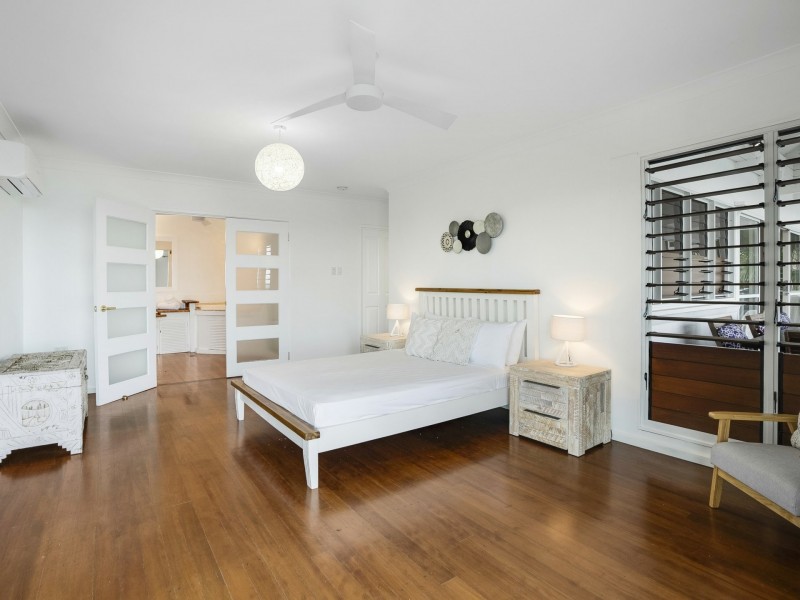 23 Arlington Esplanade, Clifton Beach QLD 4879