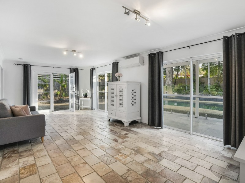 23 Arlington Esplanade, Clifton Beach QLD 4879