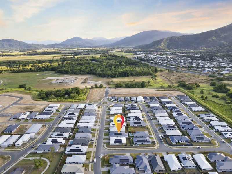 12 Rockingham Parade, Smithfield QLD 4878