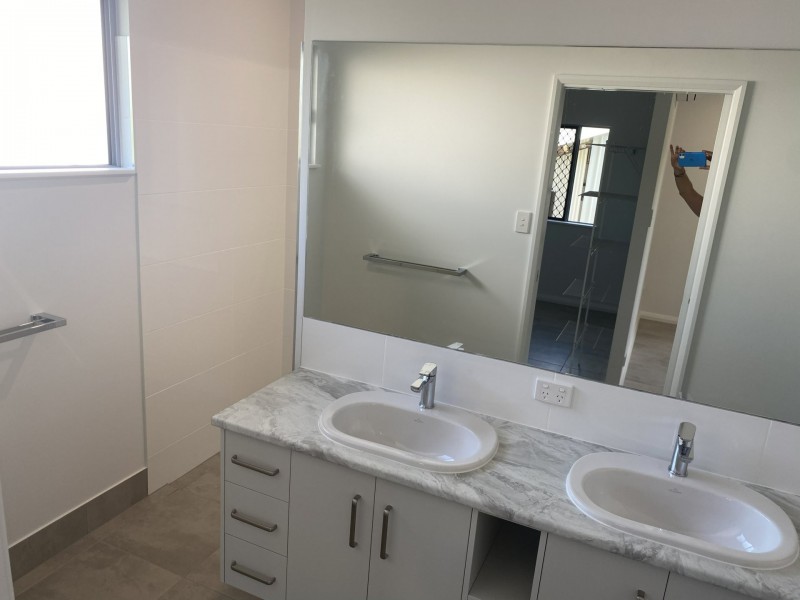 4 Vernon St, Mount Sheridan QLD 4868