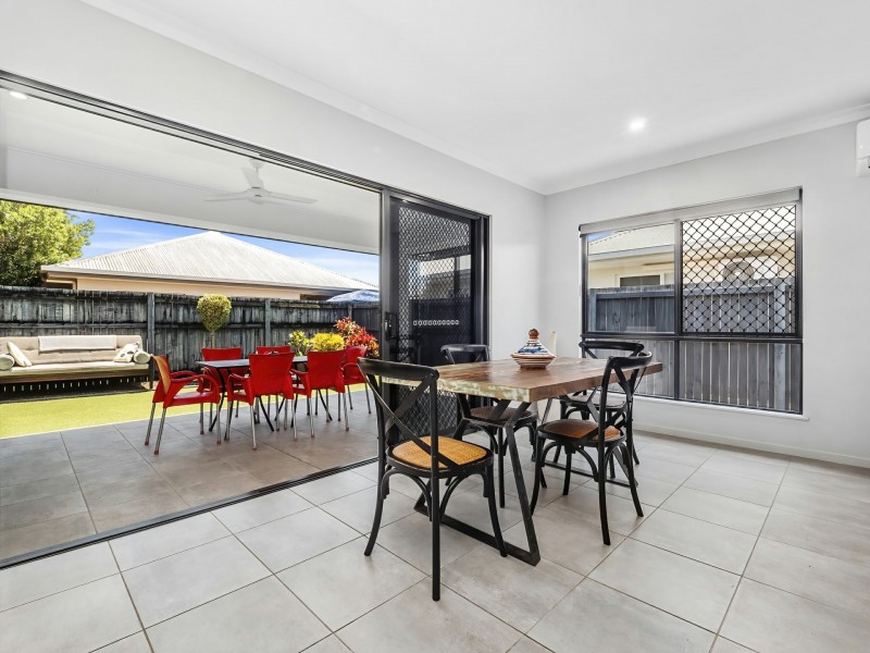 7 Munderra Close, Smithfield QLD 4878