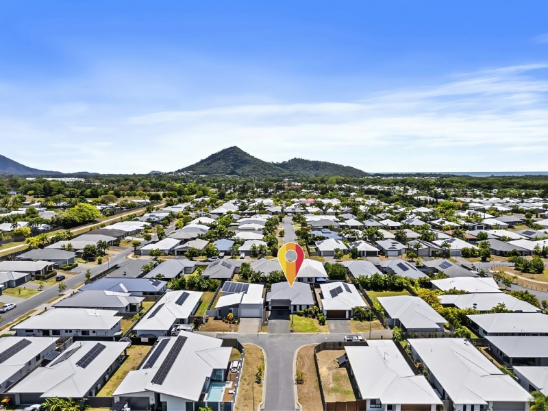 7 Munderra Close, Smithfield QLD 4878