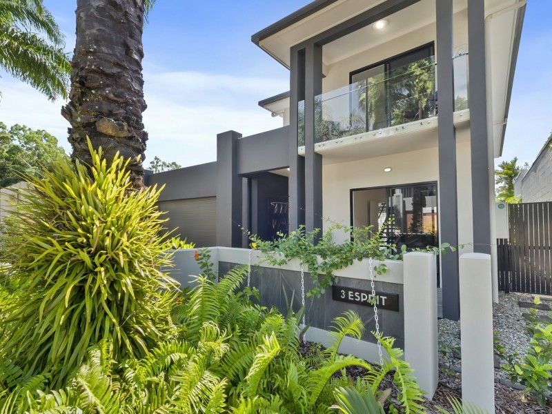 3/67-81 Argentea Boulevard, Palm Cove QLD 4879