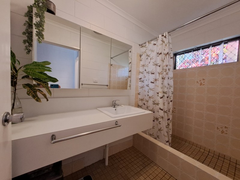 2/36 Best Street, Yorkeys Knob QLD 4878