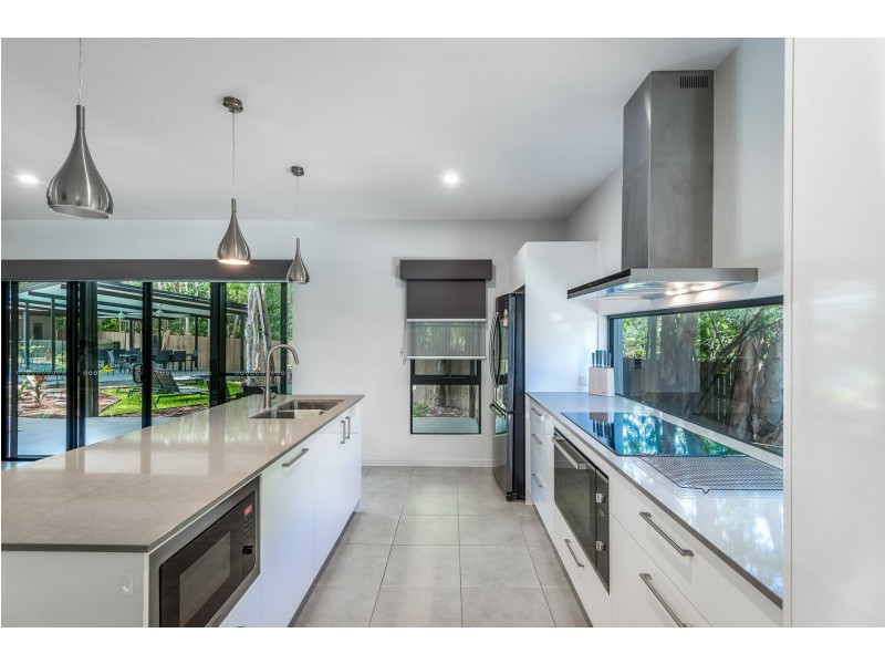 3 & 4/5-13 Yule Ave, Clifton Beach QLD 4879