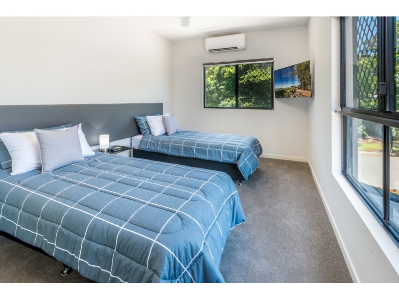 3 & 4/5-13 Yule Ave, Clifton Beach QLD 4879