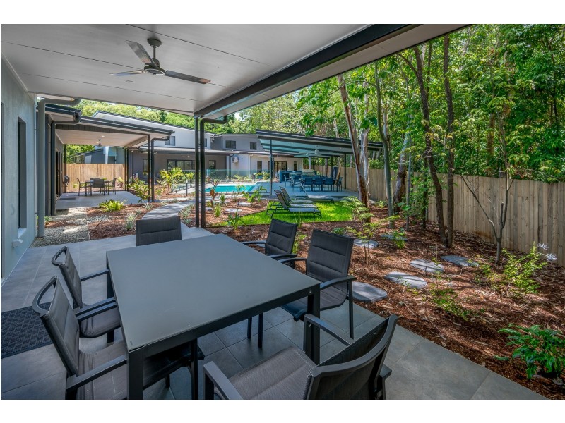 3 & 4/5-13 Yule Ave, Clifton Beach QLD 4879