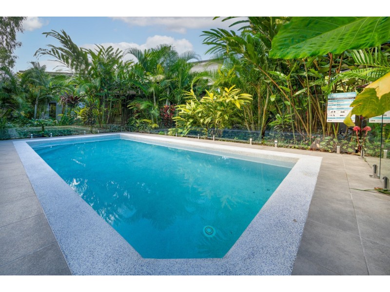 3 & 4/5-13 Yule Ave, Clifton Beach QLD 4879