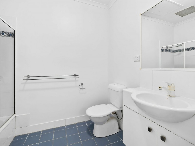 8/531-535 Varley Street, Yorkeys Knob QLD 4878