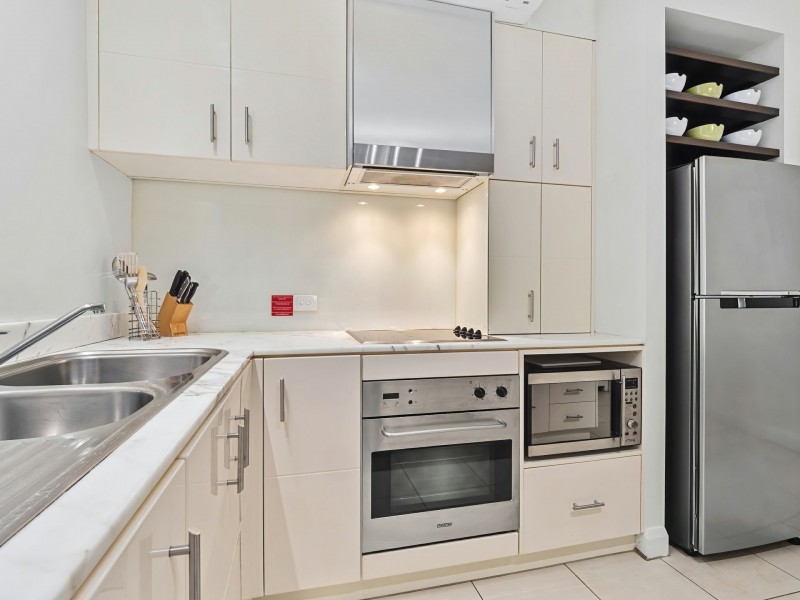 6413-14/123-127 Williams Esplanade, Palm Cove QLD 4879