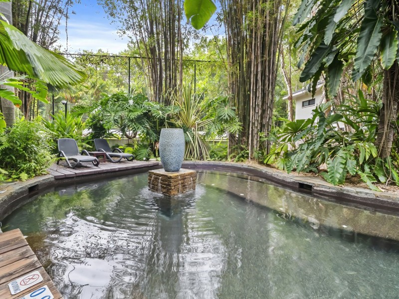 6413-14/123-127 Williams Esplanade, Palm Cove QLD 4879