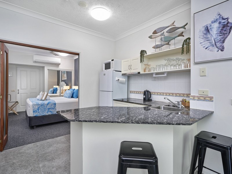 103/139-143 Williams Esplanade, Palm Cove QLD 4879
