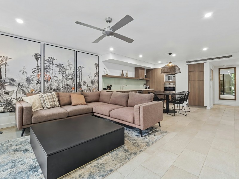 426-427/5 Triton Street, Palm Cove QLD 4879