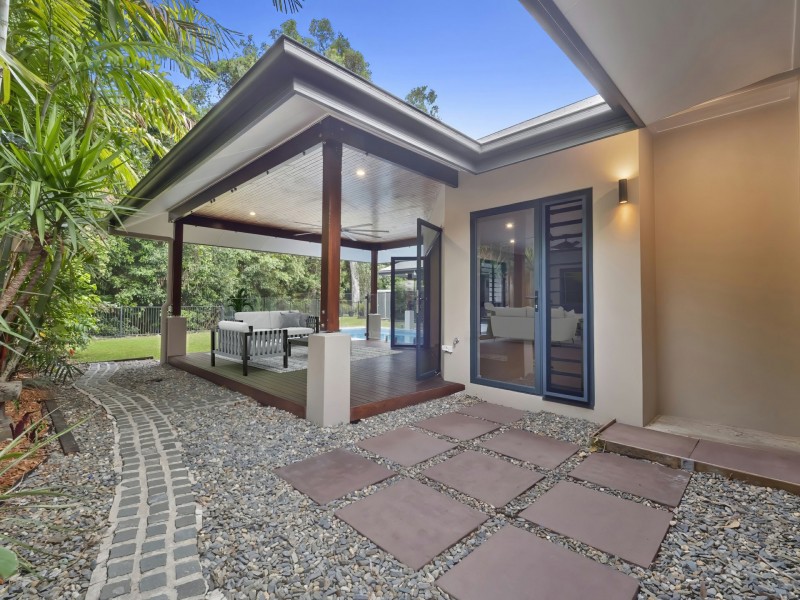 3 Muller Street, Palm Cove QLD 4879