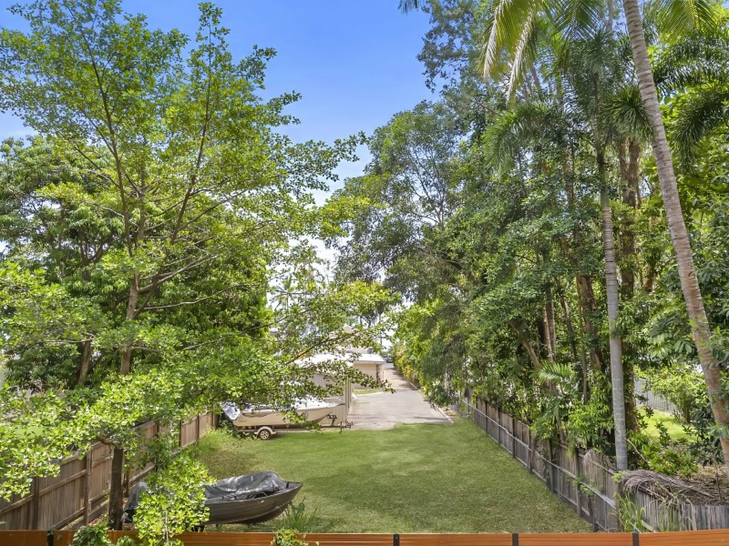 39 Batt Street, Clifton Beach QLD 4879