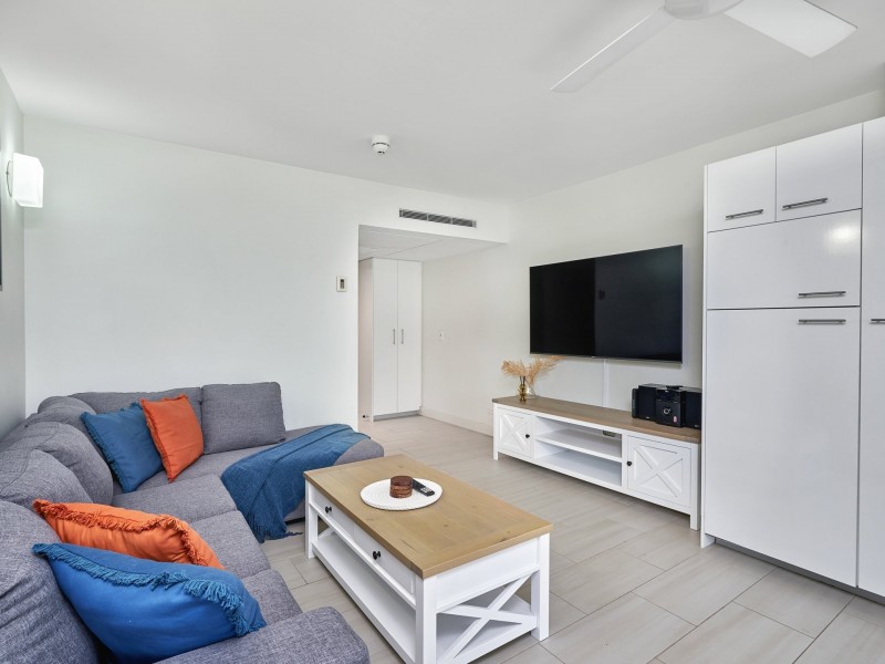 4402/2-22 Vievers Rd, Palm Cove QLD 4879