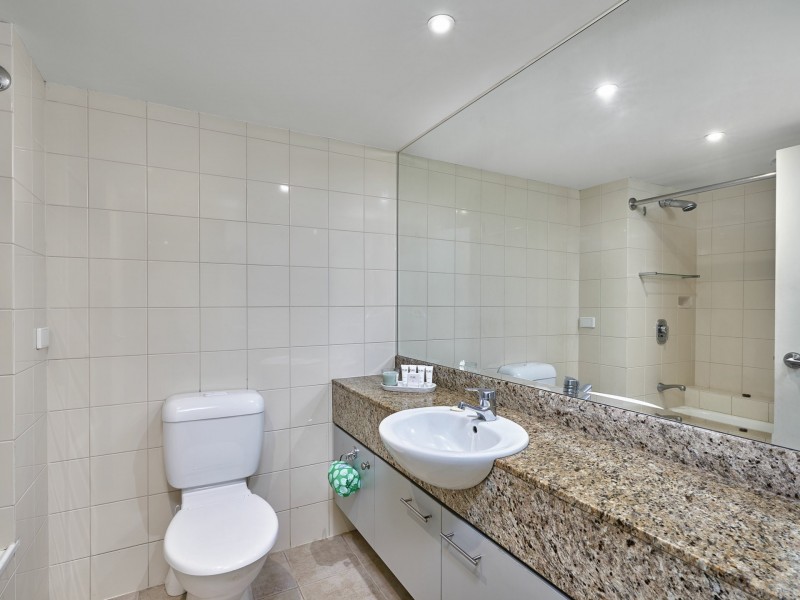 4402/2-22 Vievers Rd, Palm Cove QLD 4879