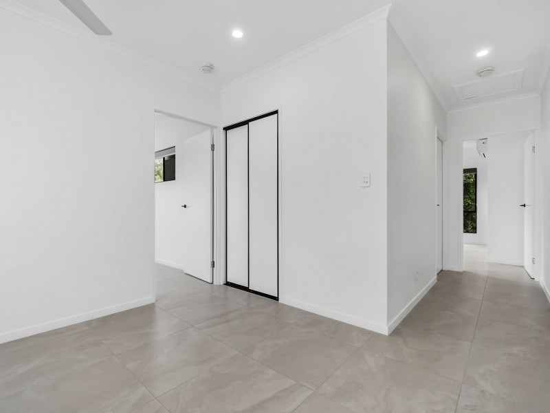 8/150 Argentea Boulevard, Palm Cove QLD 4879