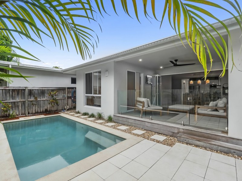 76 Cascade Blvd, Palm Cove QLD 4879