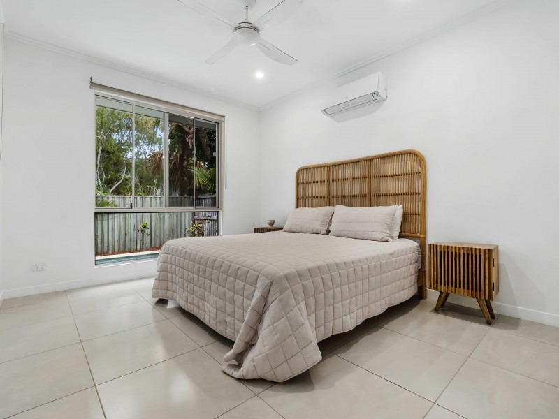 76 Cascade Blvd, Palm Cove QLD 4879