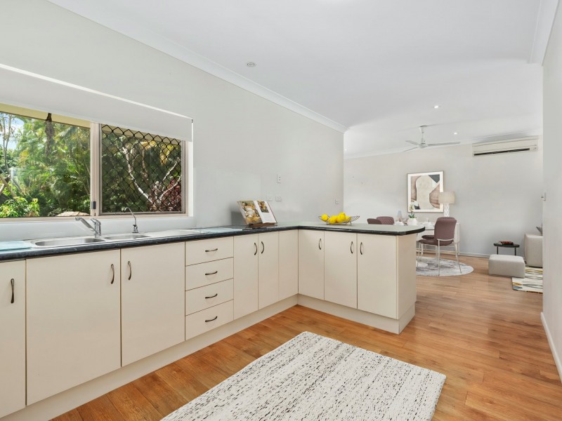 24 Parkinson Avenue, Kewarra Beach QLD 4879