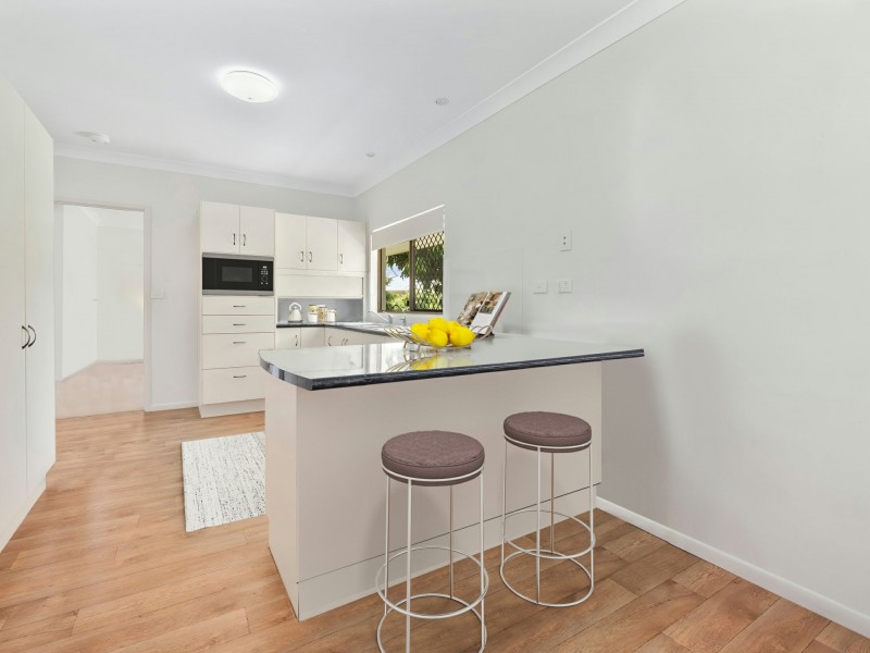 24 Parkinson Avenue, Kewarra Beach QLD 4879