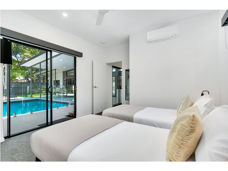 19 Onyx St, Clifton Beach QLD 4879