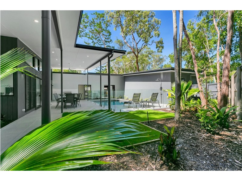 19 Onyx St, Clifton Beach QLD 4879